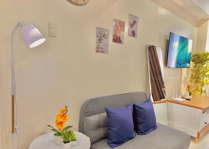 Luxe Bed Free Wi-fi Movie Streaming Pool Gym Near Airport And Mactan Newtown Punta Engaño