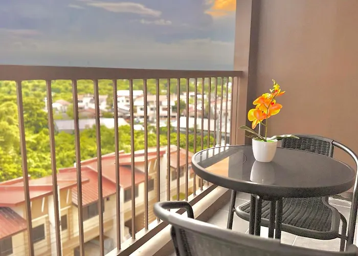 Luxe Bed Free Wi-fi Movie Streaming Pool Gym Near Airport And Mactan Newtown * Punta Engaño
