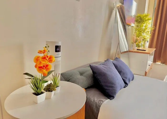 Luxe Bed Free Wi-fi Movie Streaming Pool Gym Near Airport And Mactan Newtown *