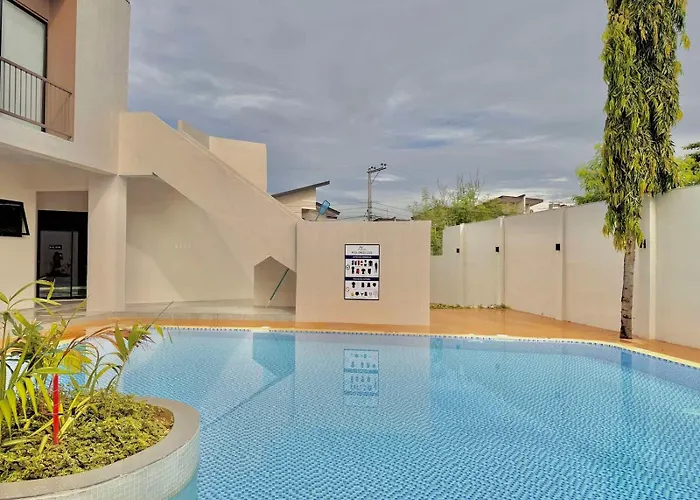 Luxe Bed Free Wi-fi Movie Streaming Pool Gym Near Airport And Mactan Newtown アパート Punta Engaño