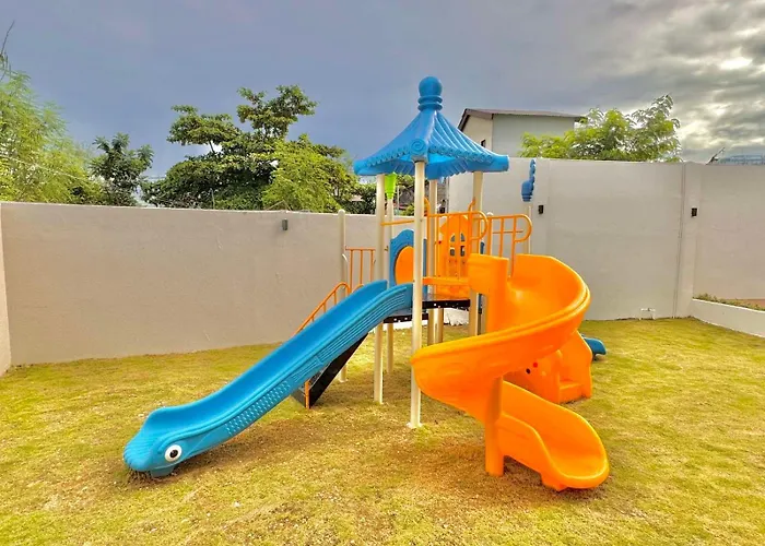 アパート Luxe Bed Free Wi-fi Movie Streaming Pool Gym Near Airport And Mactan Newtown *