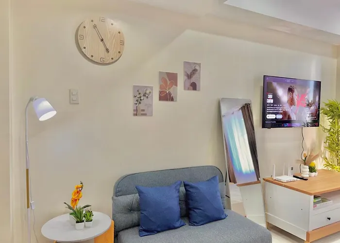 Luxe Bed Free Wi-fi Movie Streaming Pool Gym Near Airport And Mactan Newtown