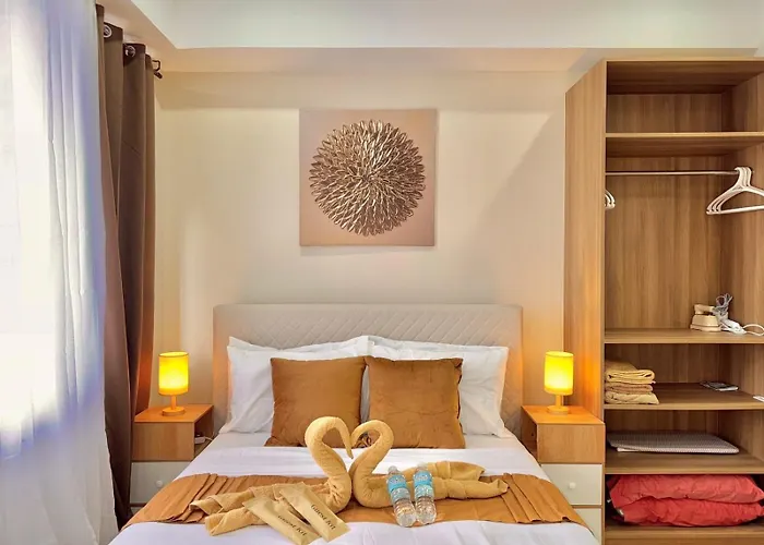 Luxe Bed Free Wi-fi Movie Streaming Pool Gym Near Airport And Mactan Newtown