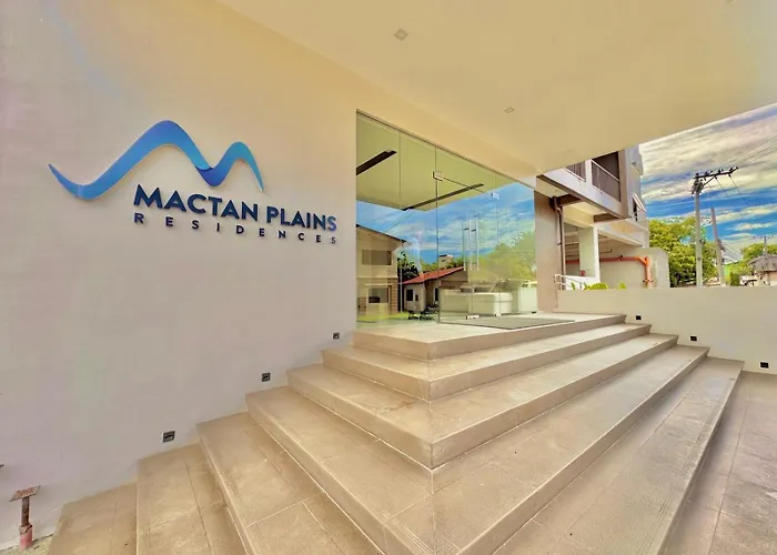 Luxe Bed Free Wi-fi Movie Streaming Pool Gym Near Airport And Mactan Newtown アパート