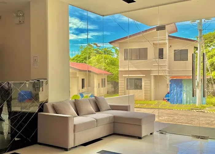 アパート Luxe Bed Free Wi-fi Movie Streaming Pool Gym Near Airport And Mactan Newtown *